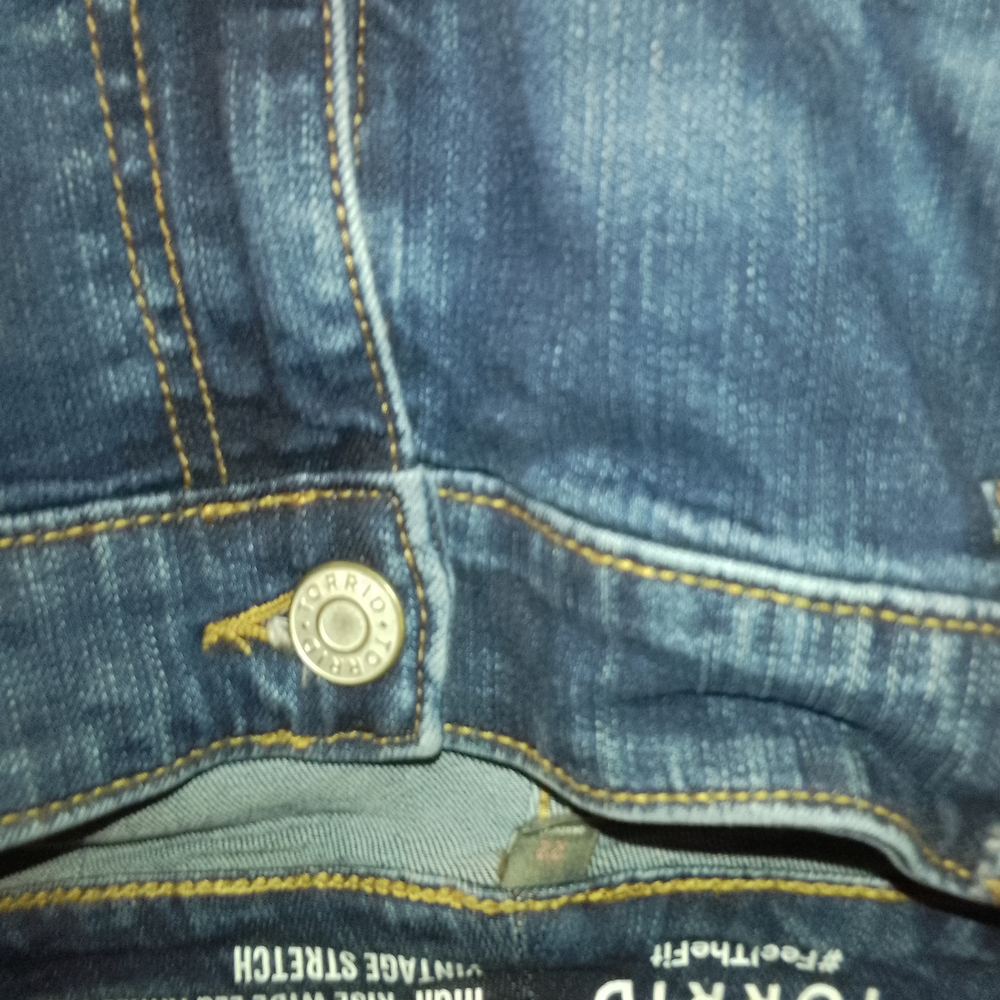 Casual Wide-Leg Denim Pants - Picture 7 of 12